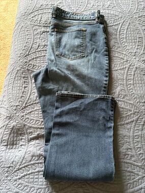 Eddie Bauer Women's Curvy Boot Cut Jeans - Medium Blue